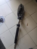 GEN1 FRONT SUSPENSION WITH FORK AND AXEL USED - Image 2